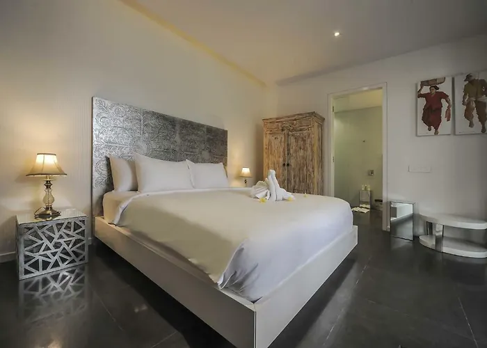 Casa Priya Petitenget * Seminyak