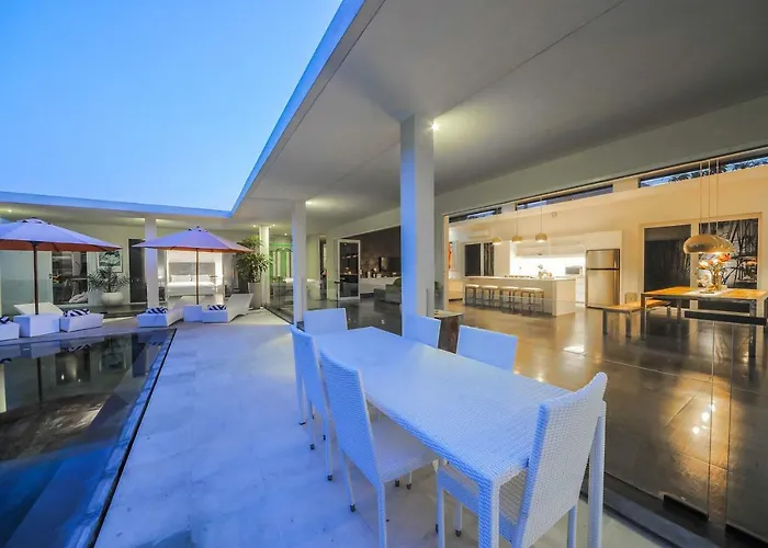 Casa Priya Petitenget Villa Seminyak