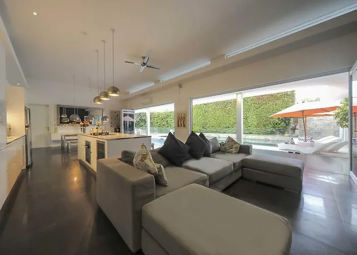 Casa Priya Petitenget *